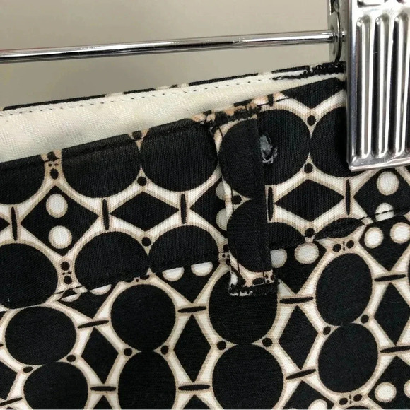 Lord & Taylor Mid Rise  Ponte Skinny Ankle Pant - Picture 4 of 6